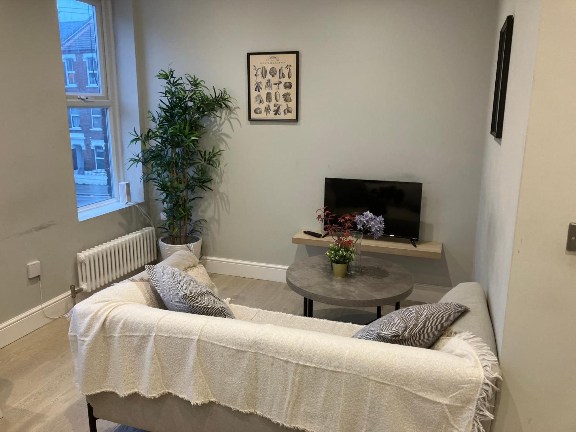 Brilliant 2 Bed Apartment - Spacious, Central & Well-Connected London Eksteriør bilde