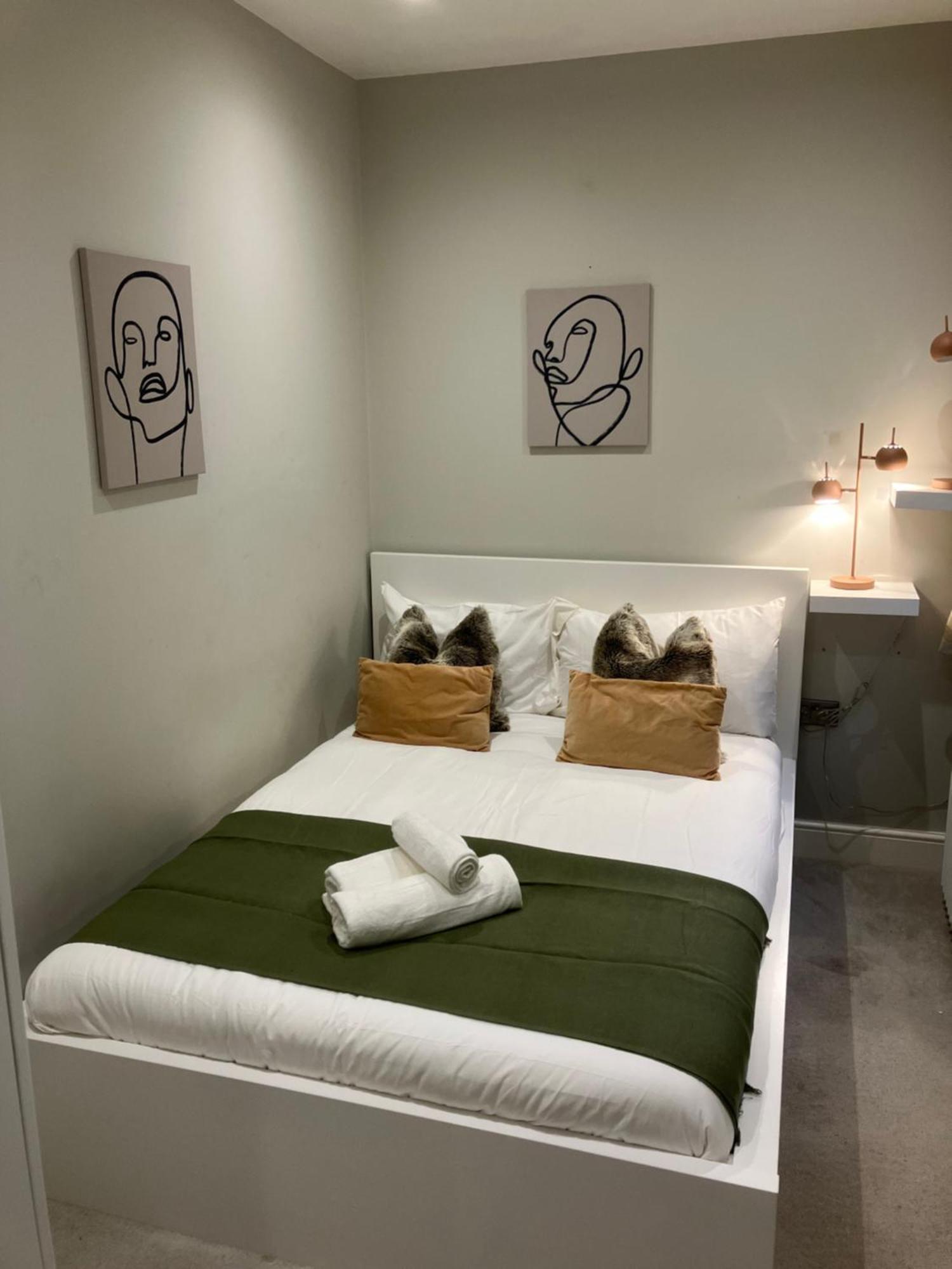 Brilliant 2 Bed Apartment - Spacious, Central & Well-Connected London Eksteriør bilde