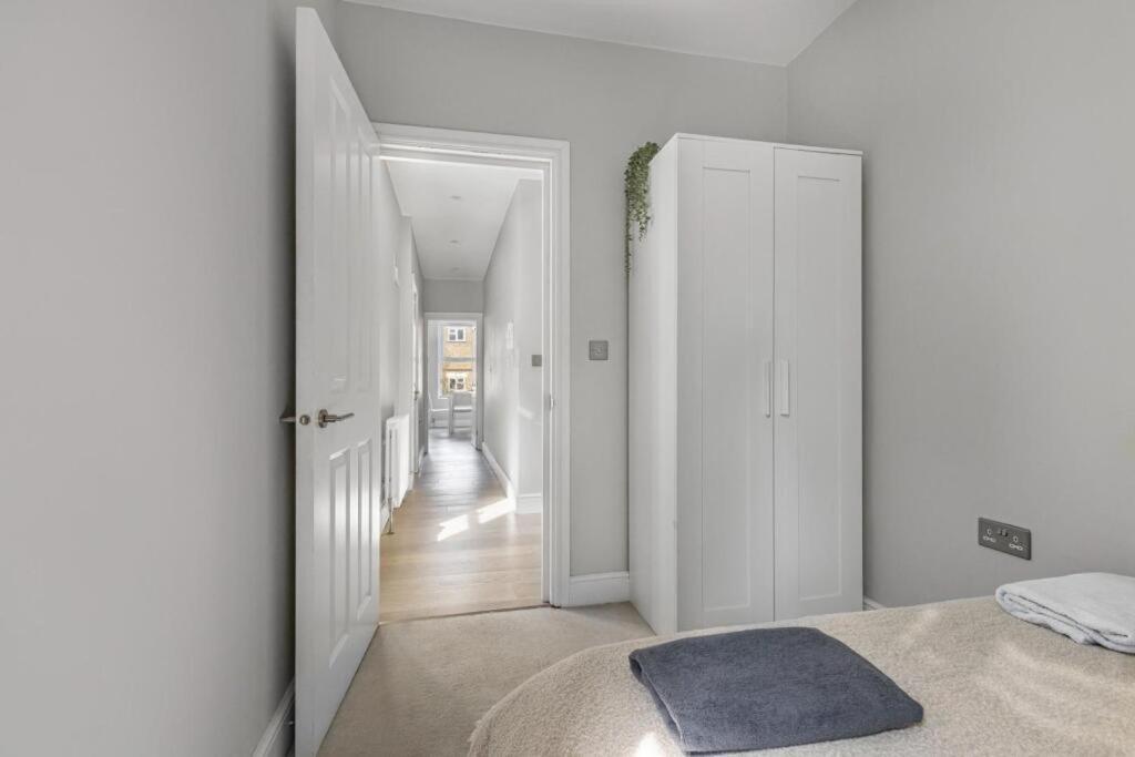 Brilliant 2 Bed Apartment - Spacious, Central & Well-Connected London Eksteriør bilde